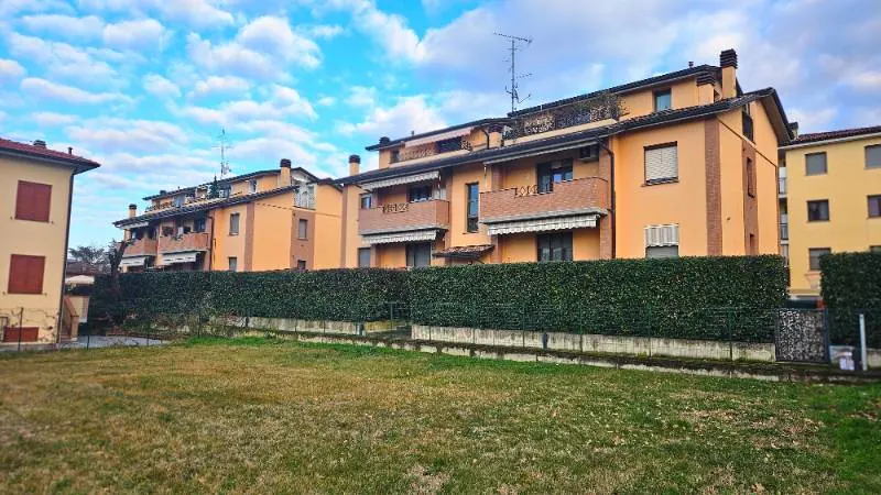 Lesignano Bi/Trilocale Recente - Foto 2